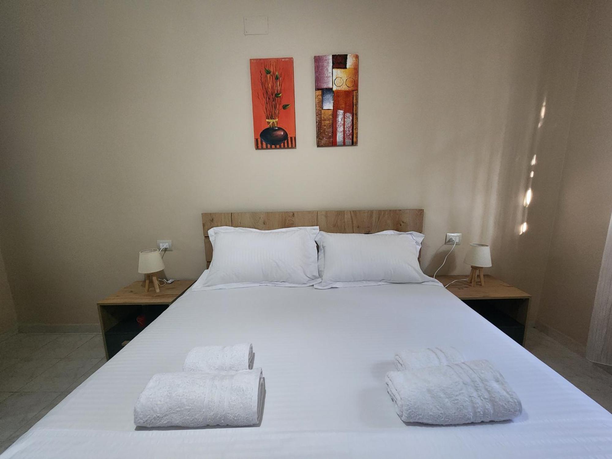 Eden Guesthouse Durres Exterior photo