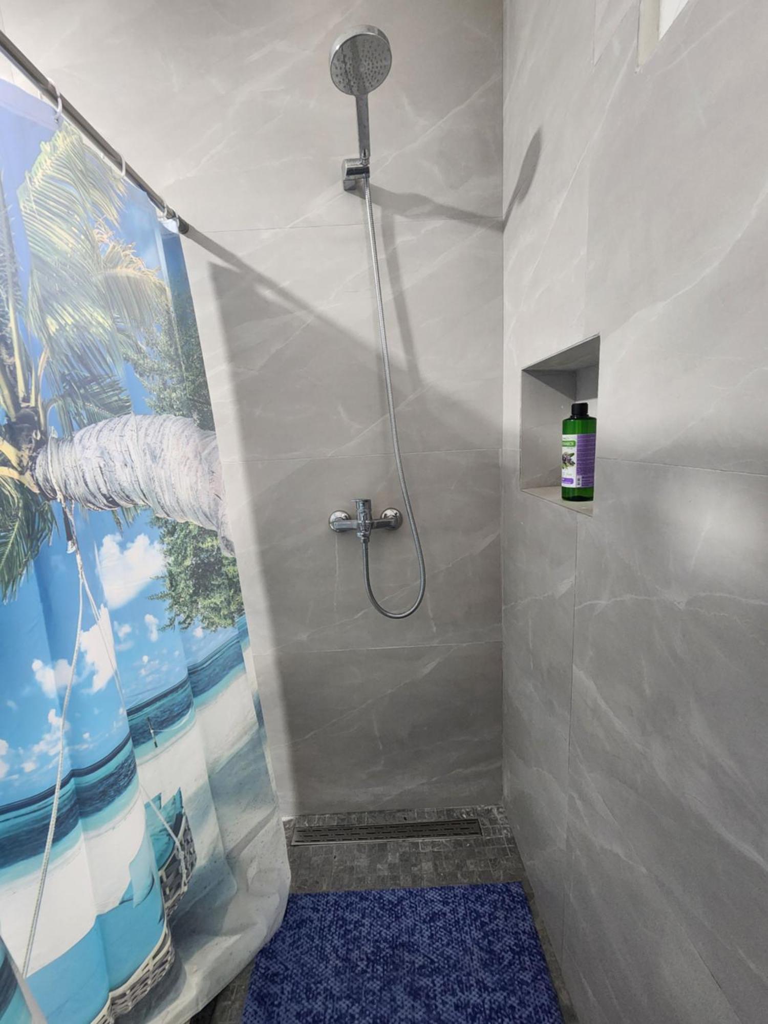 Eden Guesthouse Durres Exterior photo