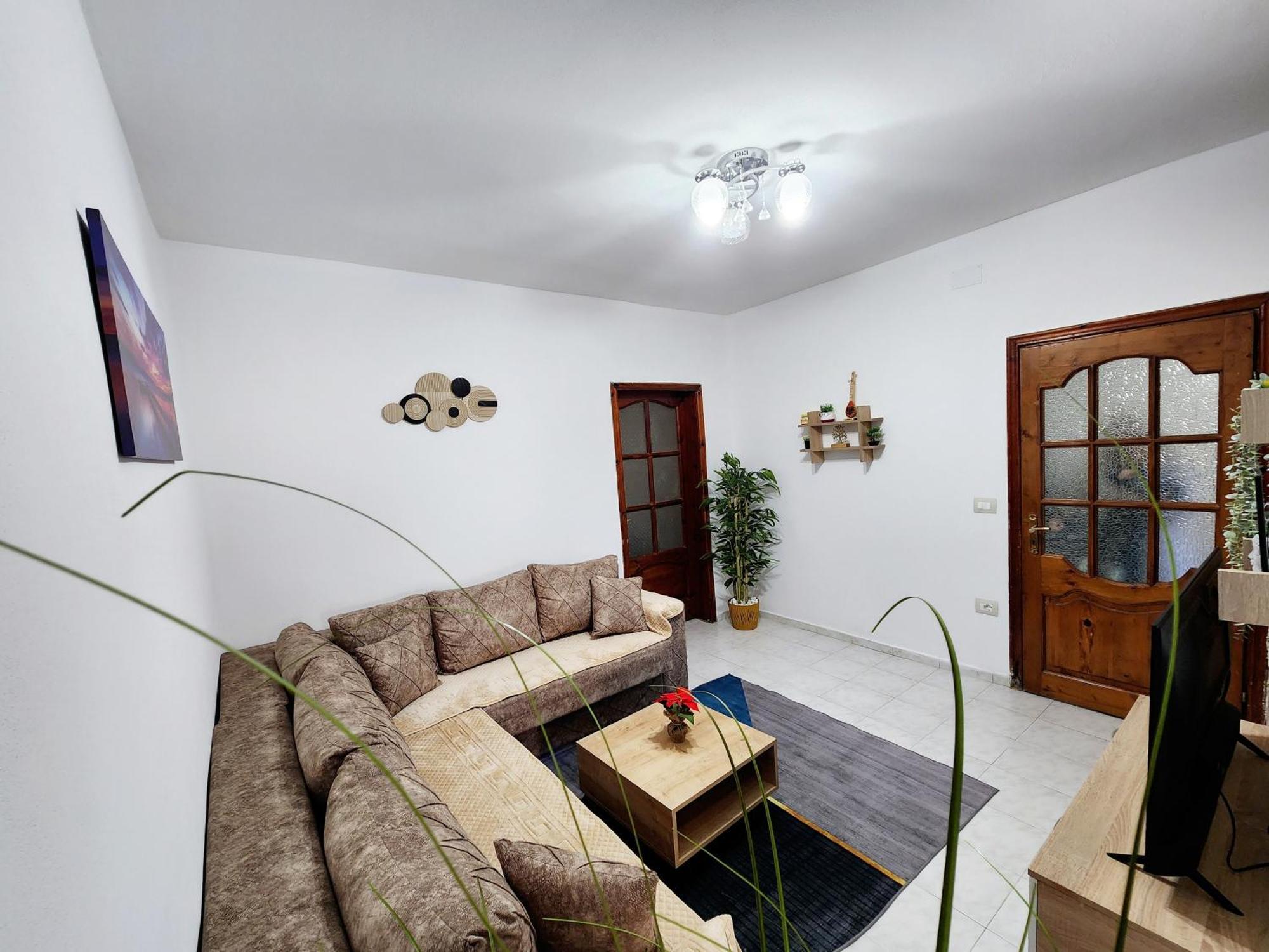 Eden Guesthouse Durres Exterior photo