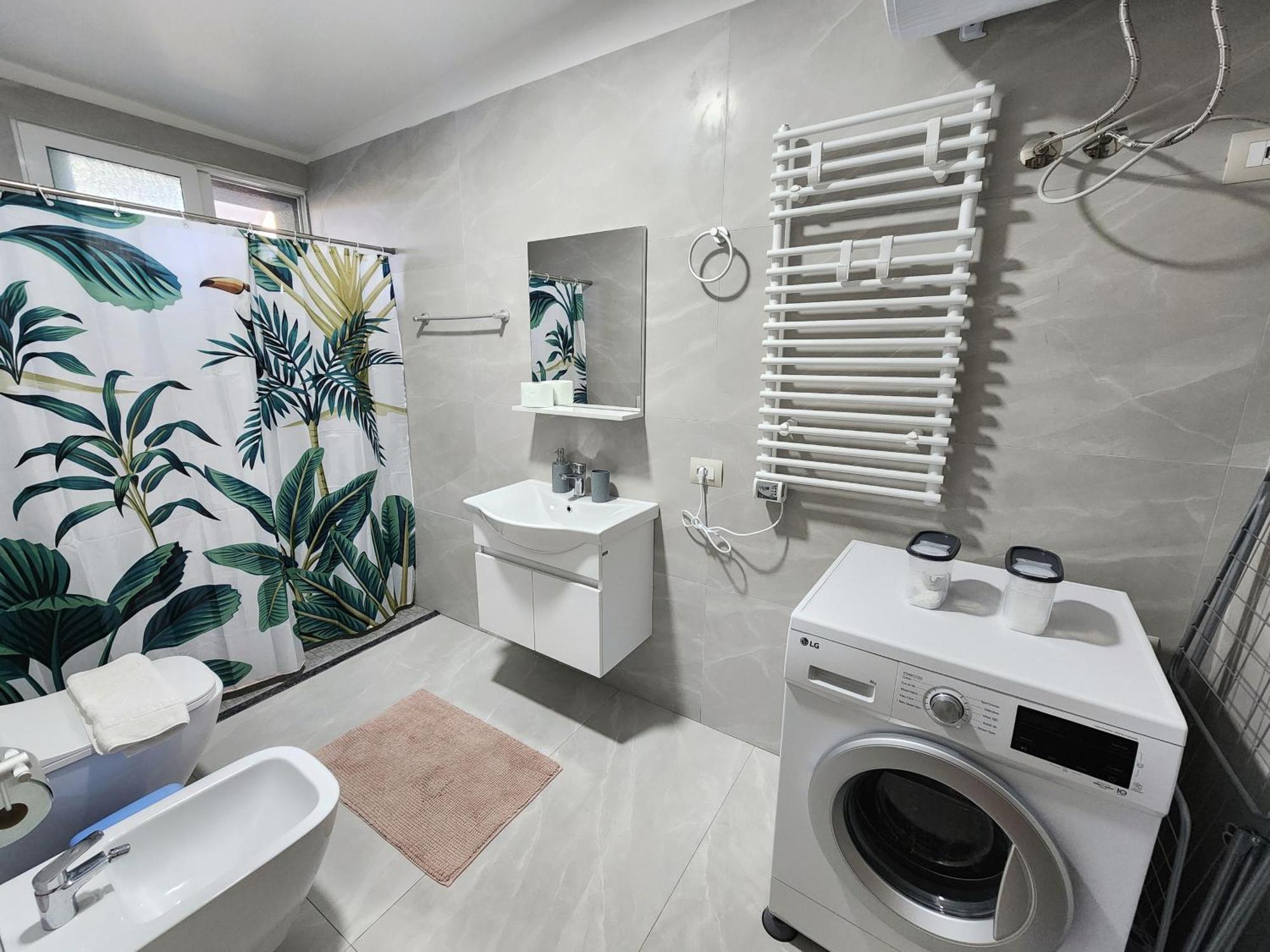 Eden Guesthouse Durres Exterior photo